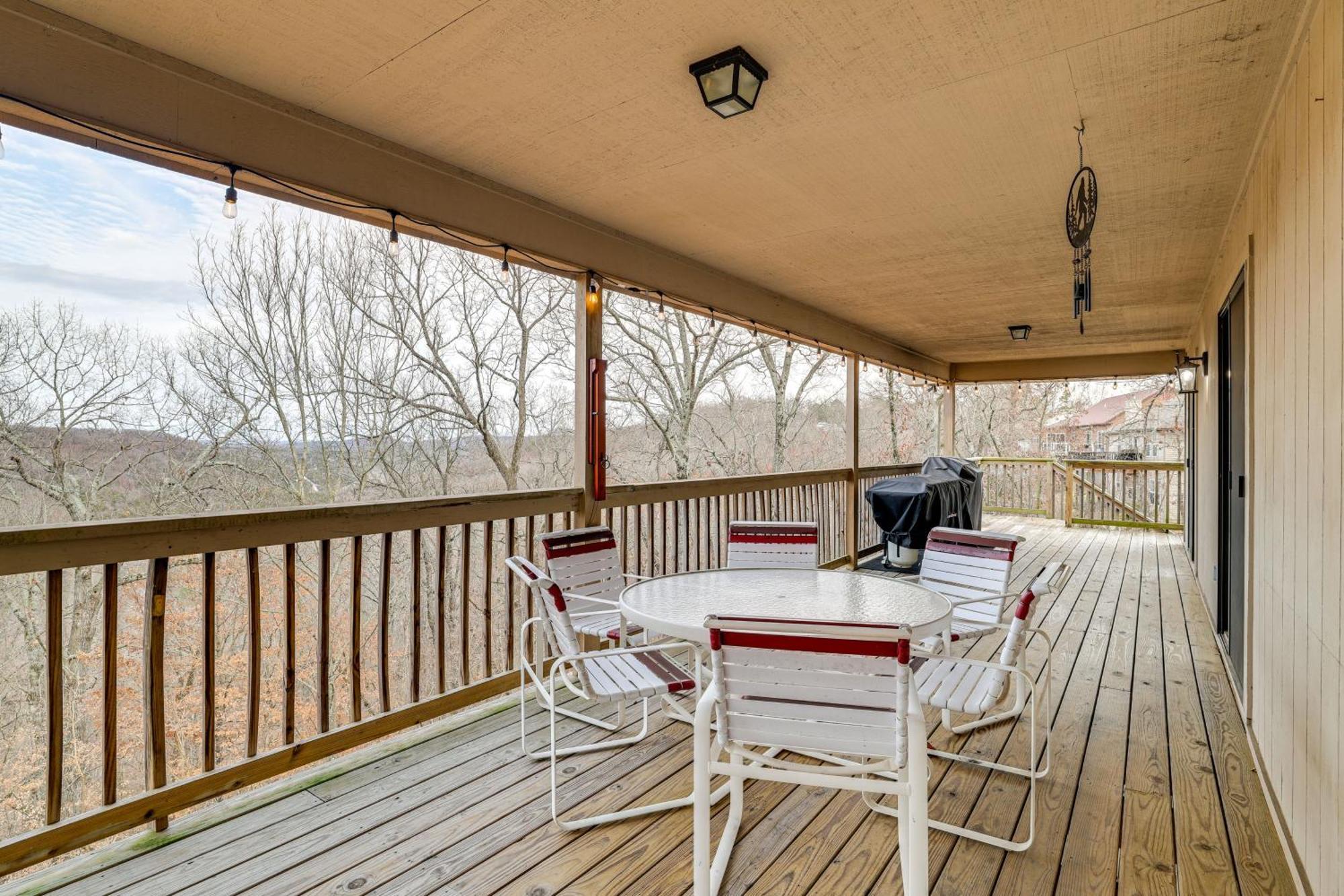 Spacious Holiday Island Escape With Deck And Gas Grill Екстериор снимка